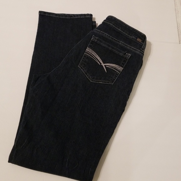 Beau Brand Women's Stretch Jeans - Picture 6 of 6